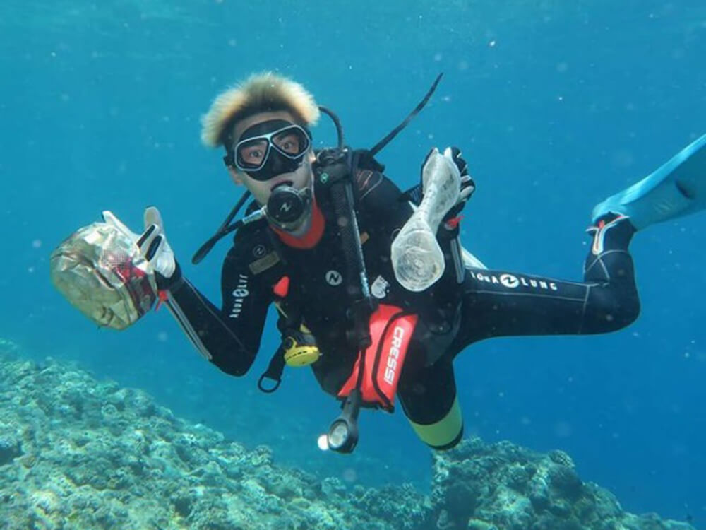 diving